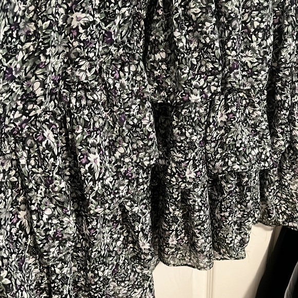 Long sleeve dress - Picture 4 of 6